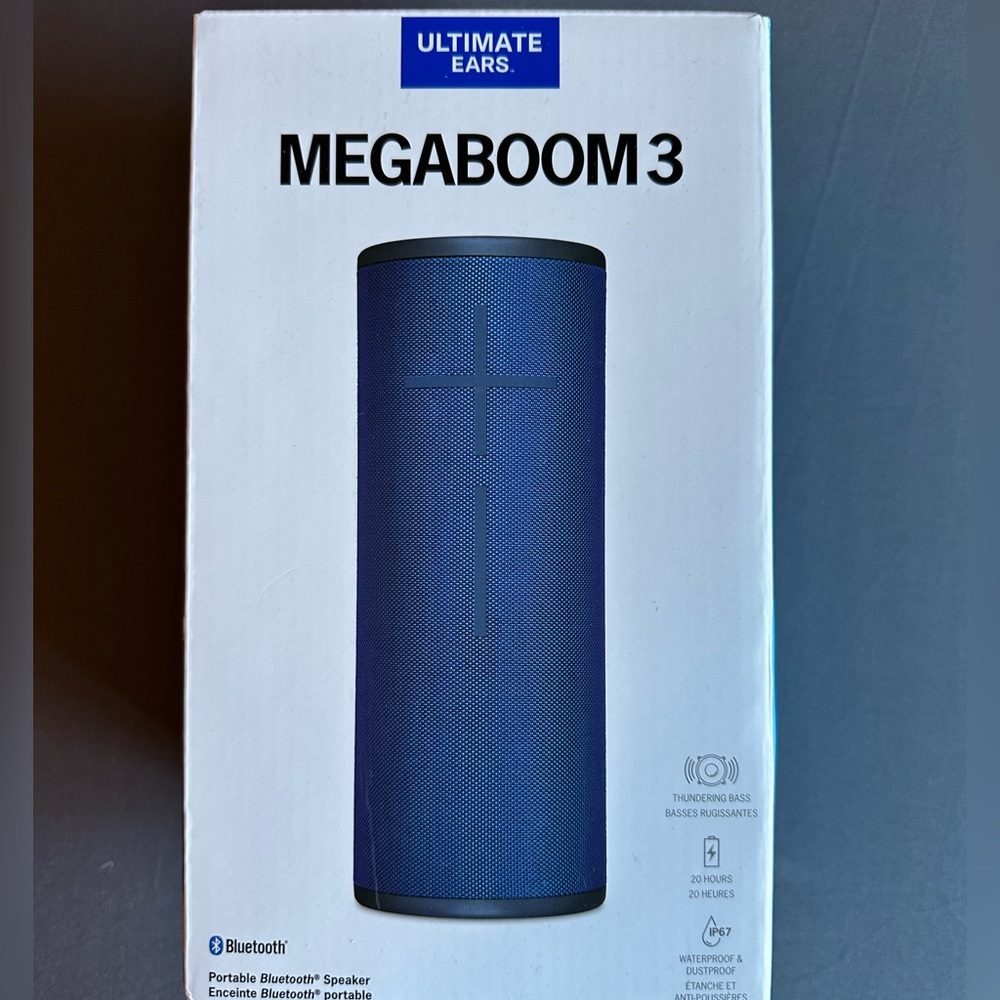 Ultimate Ears Megaboom 3 Blue Speaker BNIB